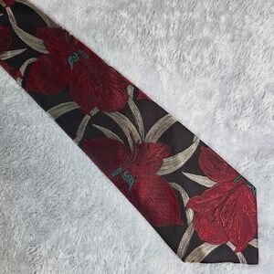 Etienne Aigner Mens Red Black Floral Silk Jacquard Classic Necktie Botanical 57"